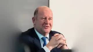     КНБ объявил в розыск бельгийского бизнесмена Фрэнка Монстрея