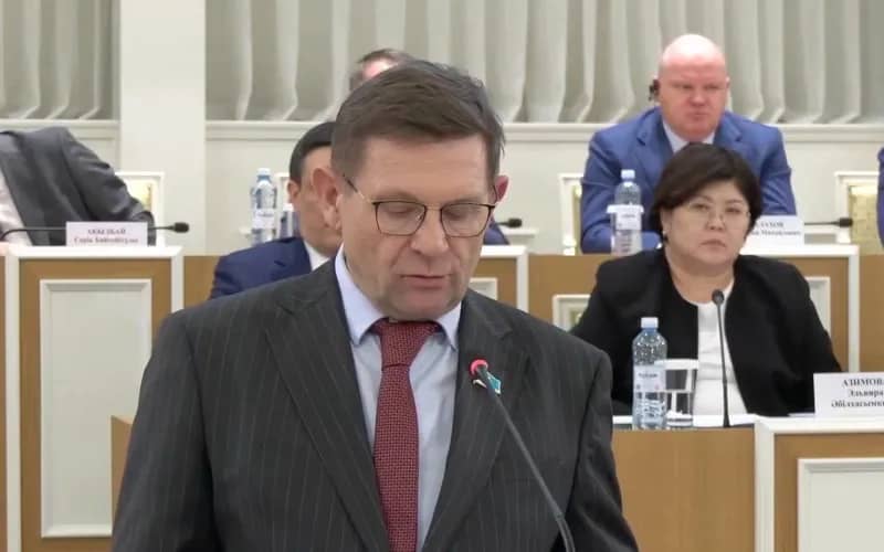 Депутат Пономарев предложил усилить экологическое просвещение в Казахстане
