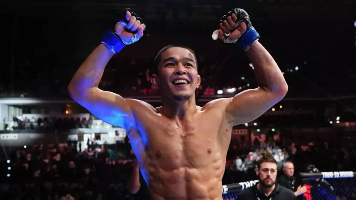 A Kazakh who knocked down his opponent won $100,000.