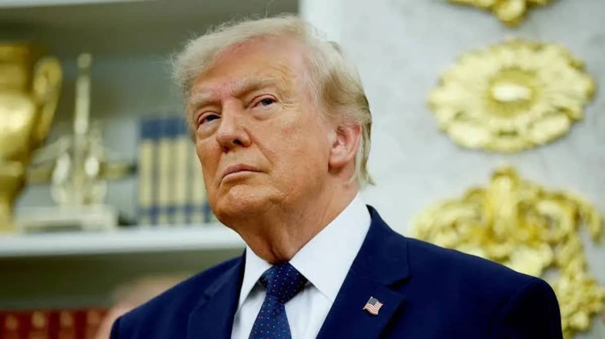 Трамп халыққа шұғыл үндеу жасайтынын мәлімдеді