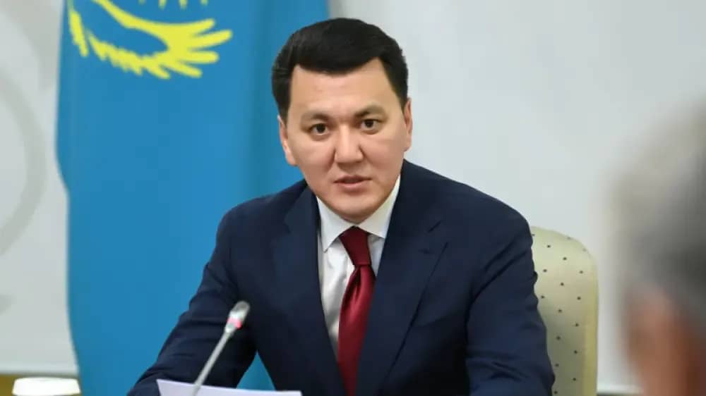 Ерлан Карин: рассматриваемые Парламентом Конституционные законы направлены на институциональное обновление политической модели