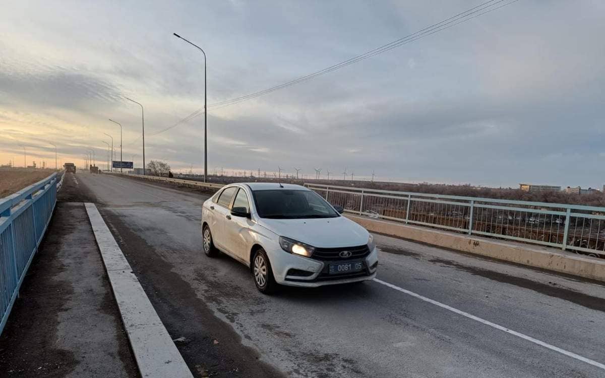 Қонаевта жаңа көпір мерзімінен бұрын салынып бітті