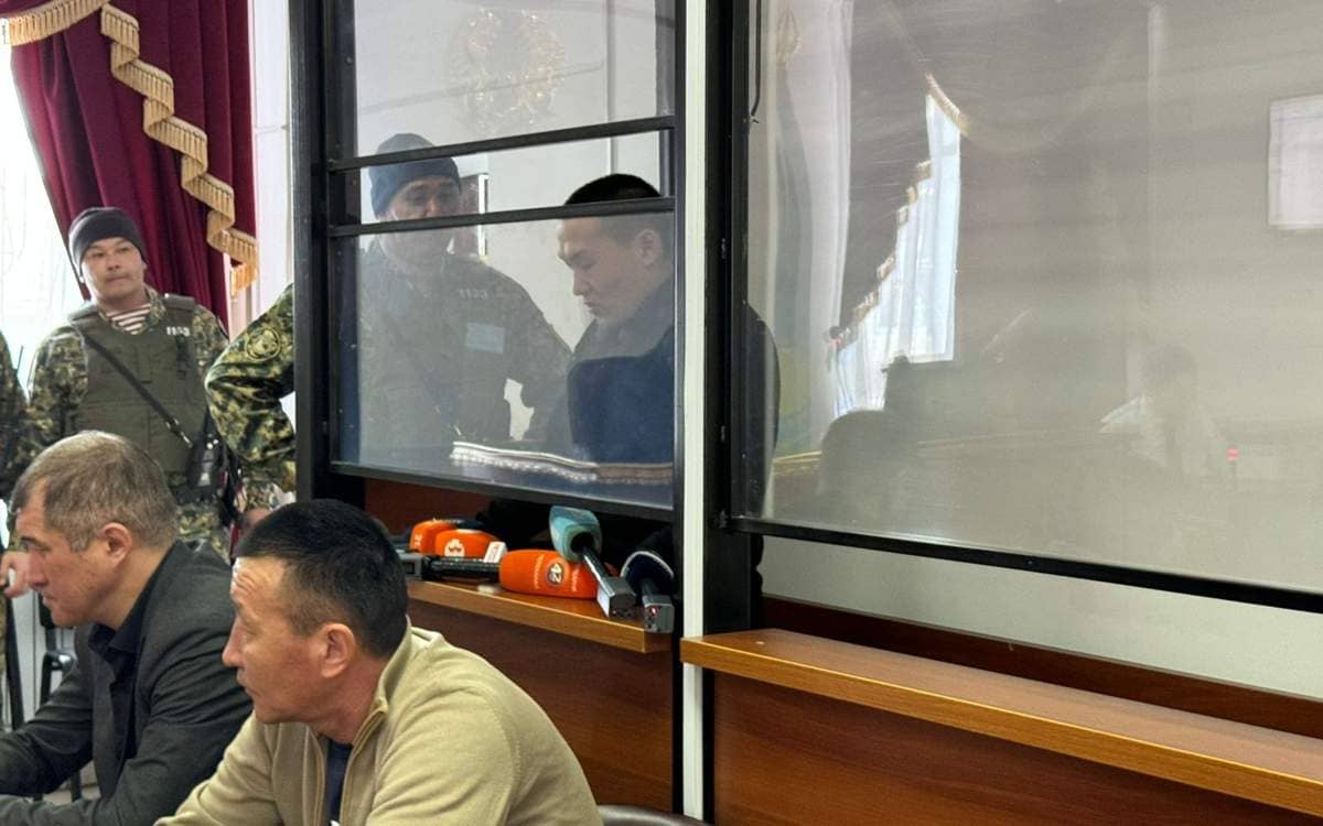 Ақтөбеде үш адамның өліміне әкелген жол апаты кезінде рульде болған мұғалім сотталды