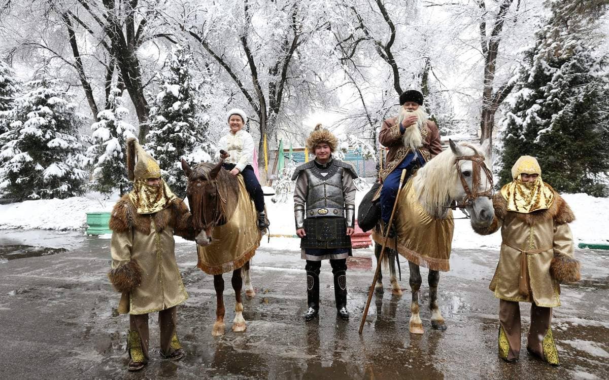 Ұлы дала дәмі: Алматы облысында Қыдыр Ата мен Бақ-бала қоржын үлестірді