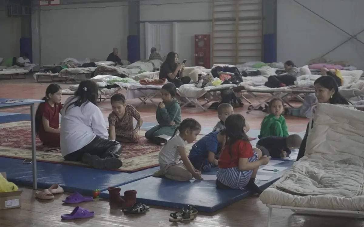 БҚО: эвакуациялық пункттерде 2400-ден астам адам қалып отыр