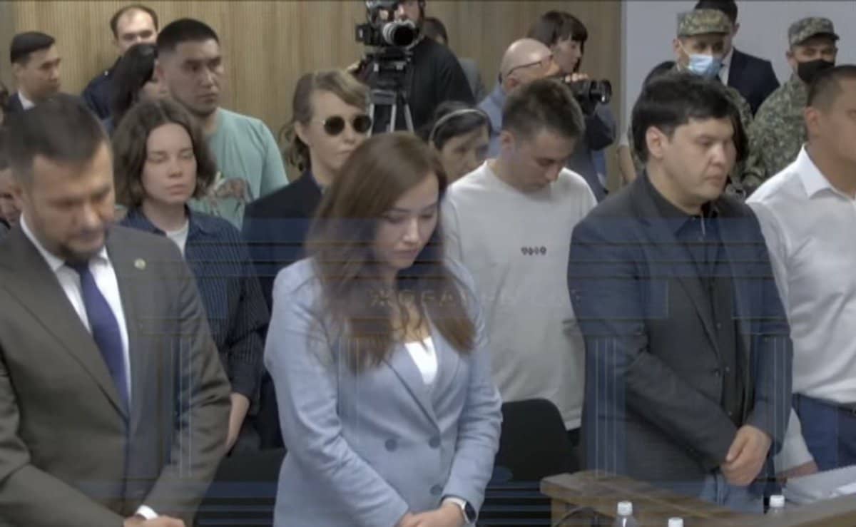 Бишімбаевтың сотына ресейлік танымал журналист Ксения Собчак келді