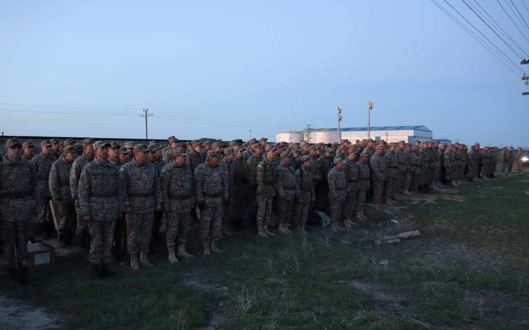 5 мыңға жуық әскери қызметкер су тасқынымен күресуге көмектесіп жатыр