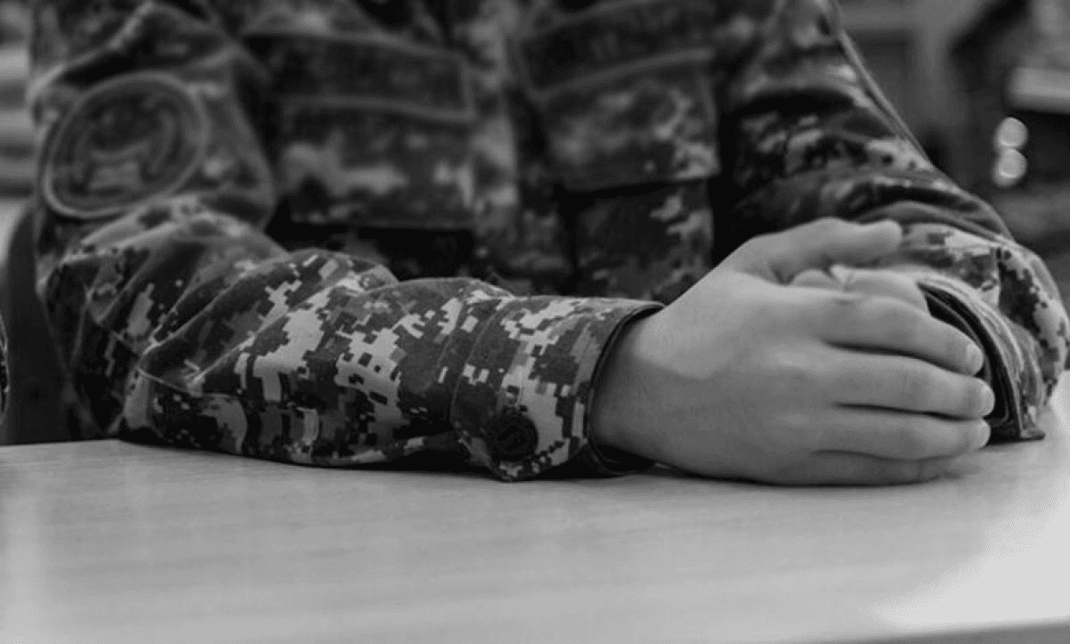 Әскери сот Ұлттық ұланда әріптесін өлтірді деп айыпталған әскери қызметкерге үкім шығарды