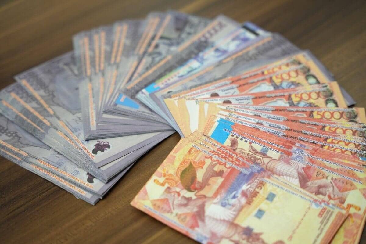 Қазақстан Халықаралық қайта құру және даму банкінен 269 млрд теңге қарыз алады