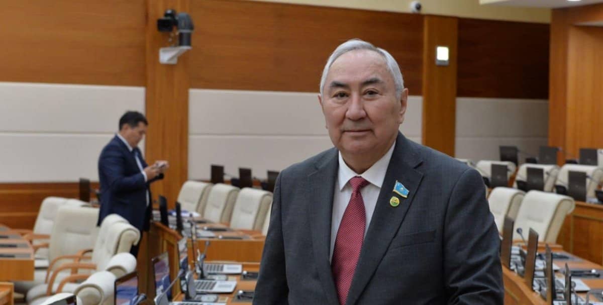 Депутат Жигули Дайрабаев елімізде агробанк құруды ұсынды