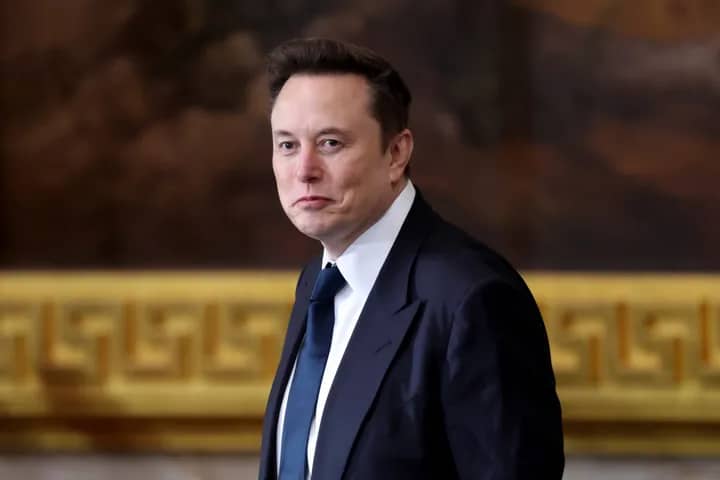 Илон Масктың департаменті АҚШ барлау қызметінің құпия ақпаратын жариялады