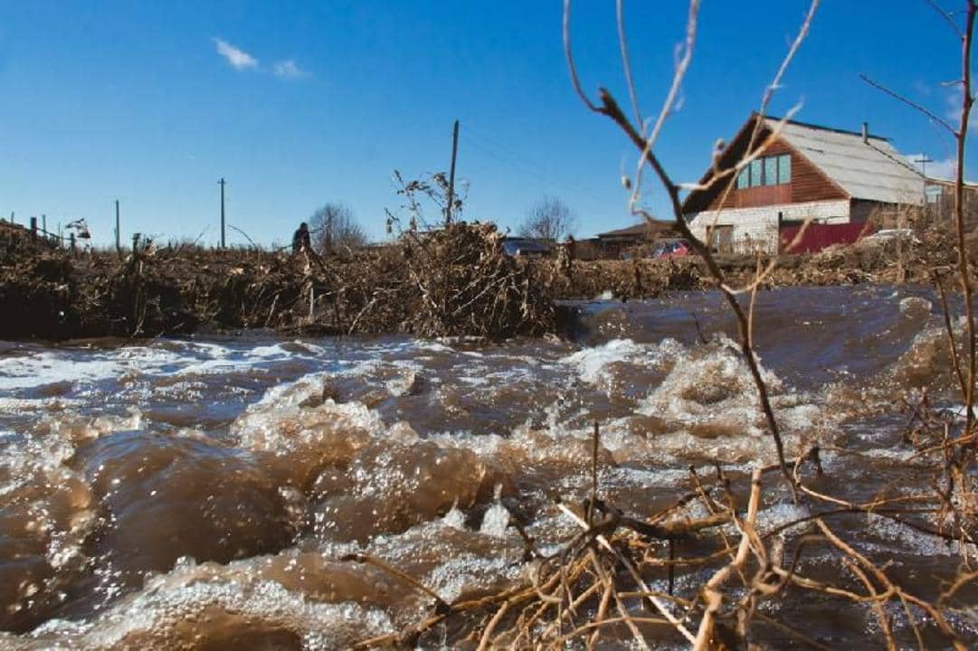 Ақтөбе облысында үш ауылды су басқан плотинаға жауапты адамға үкім шықты