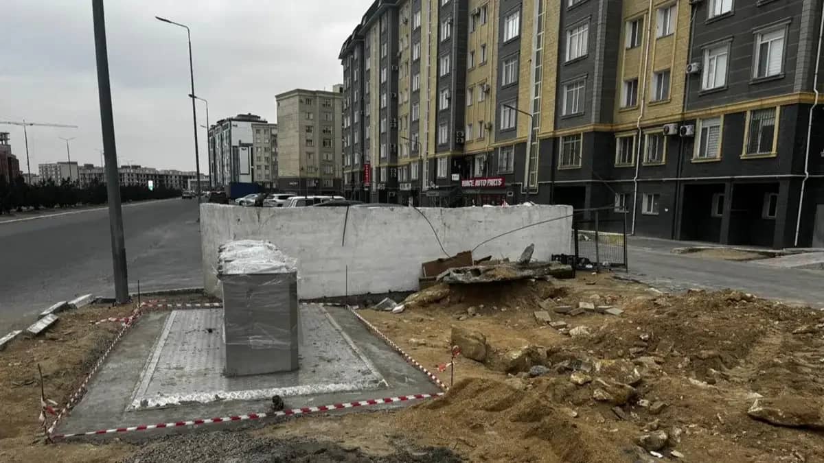 Ақтау әкімдігі бір данасы 4,6 млн теңгенің қоқыс жәшігін сатып алмақшы