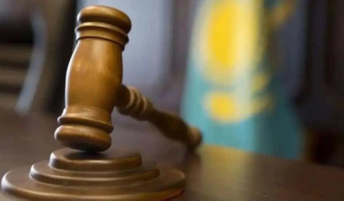 Павлодарда 17 жастағы студент кәмелетке толмаған қызды зорлағаны үшін 10 жылға сотталды