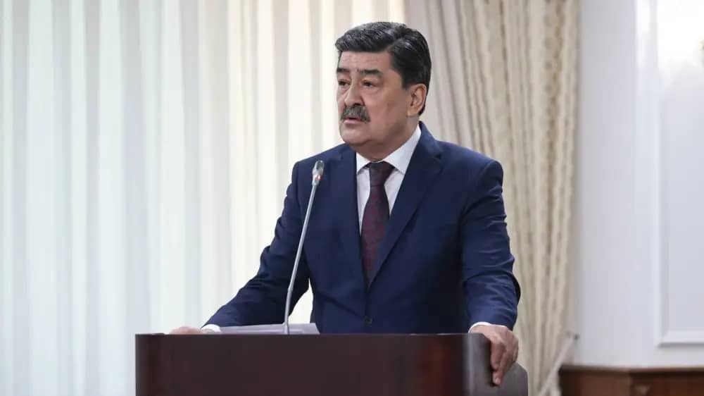 Олжас Бектенов министр Ерлан Нысанбаевқа ескерту жасады