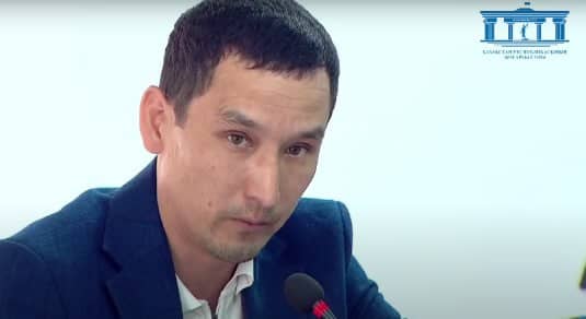 «Балаң денсаулығын қойып береді»: Шерзаттың әкесі төбелестің қалай басталғанын сотта айтып берді