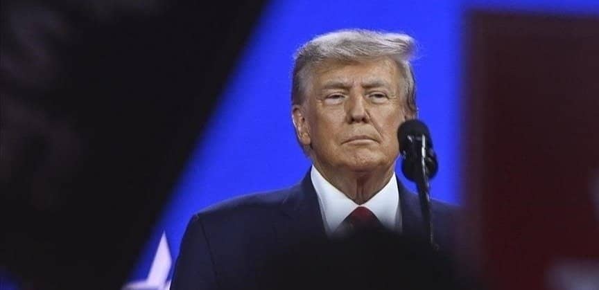 Трамп Қаржы және Сауда министрлерінің ұсыныстарынан кейін тарифтерді уақытша тоқтатуға шешім қабылдады: Сауда соғысында жаңа бетбұрыс?