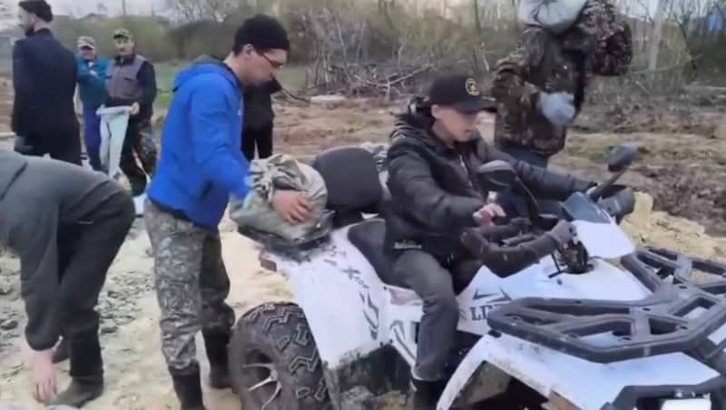 СҚО полициясы бөгетке көмектескен баланың әкесіне неліктен айыппұл салғанын түсіндірді