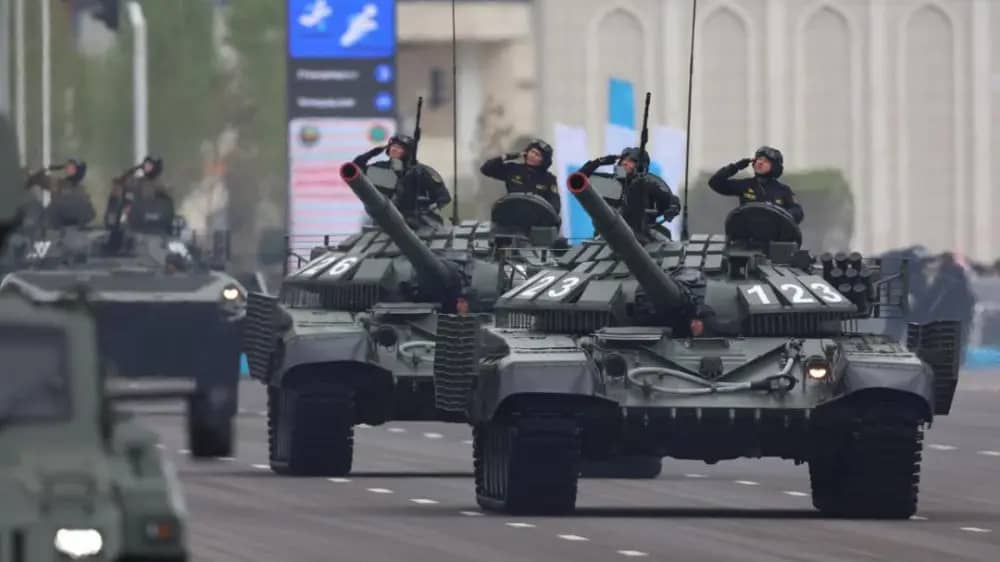 Астанадағы әскери шеру: тікелей эфир
