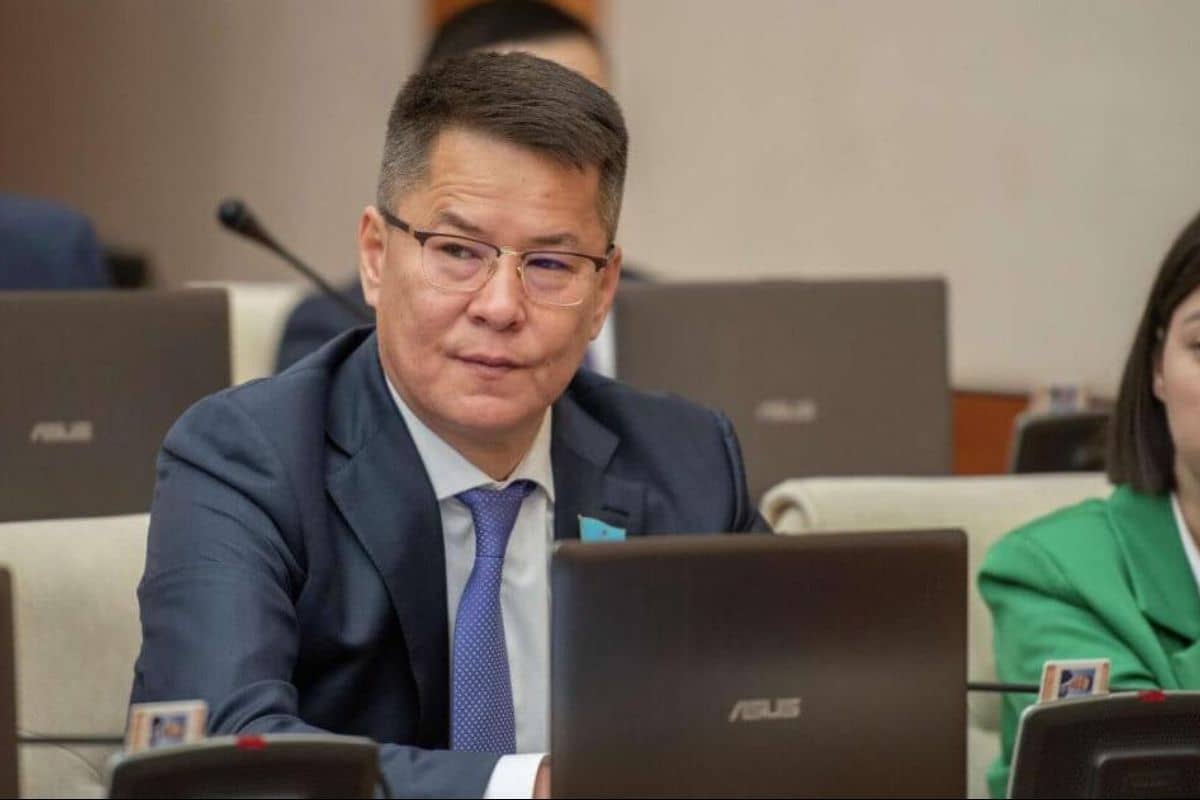 "Бизнесі – билікте, билігі – бизнесте ме?" Мәжіліс депутатына қатысты тексеру не нәрсенің бетін ашуы мүмкін