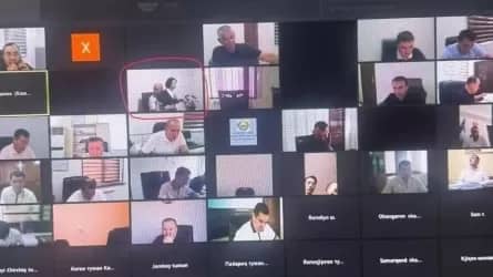 Әйелді алдына алып, құшақтап отырған: масқара болған өзбекстандық шенеунік пен әріптесі жұмыстан қуылды