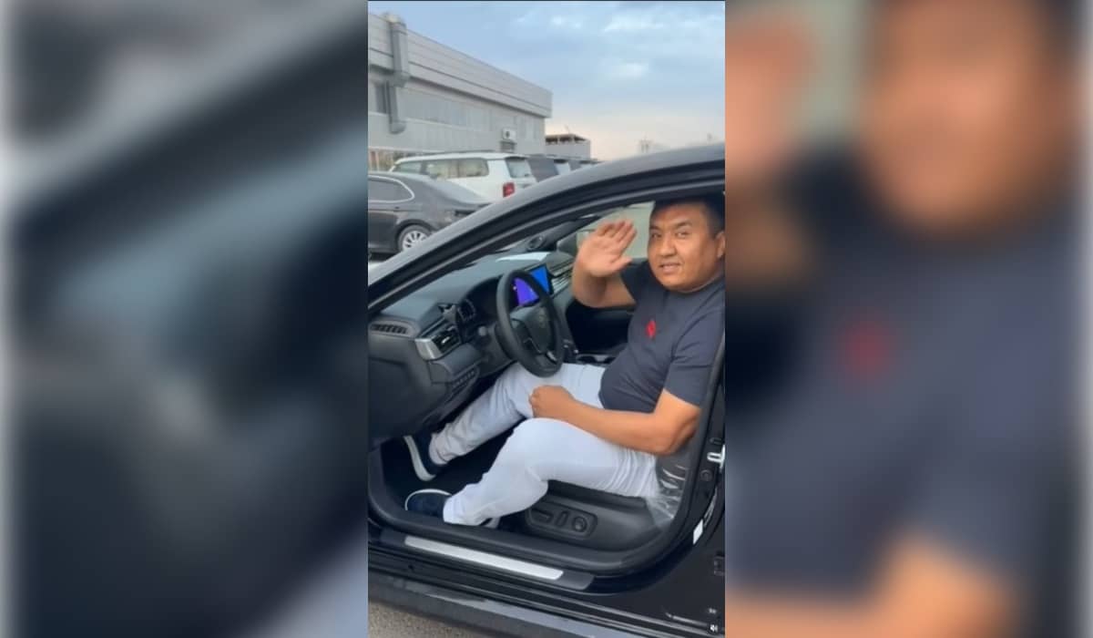 Алмас Өтешов қымбат көліктің иесін атанды