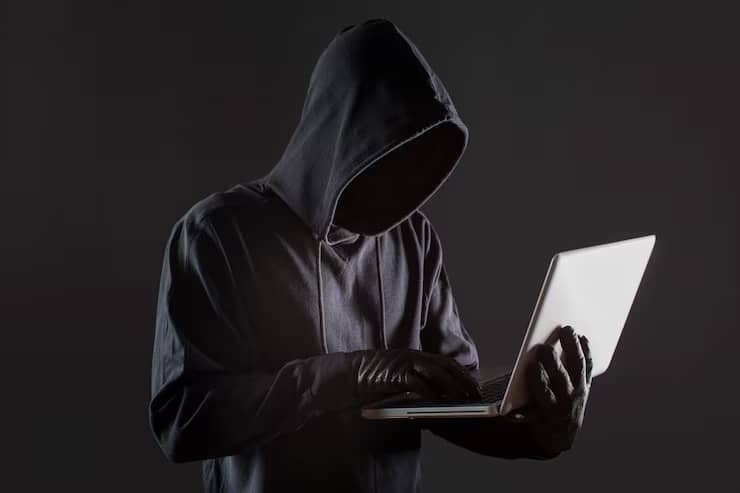 SMS 1414 больше не спасёт мошенников: государственные сервисы защищены биометрией и ЭЦП
