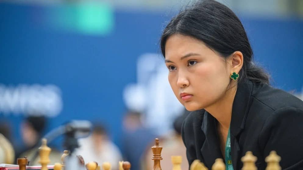 Асаубаева завоевала золото чемпионата мира по блицу