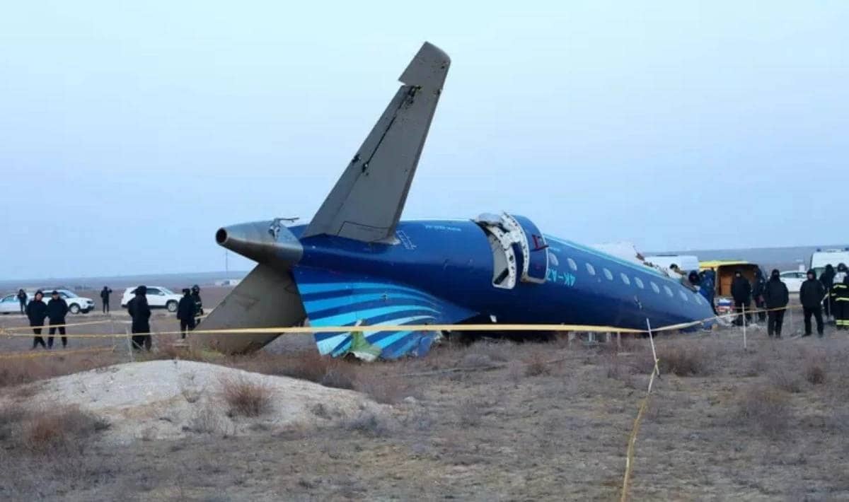 Ақтау маңындағы AZAL ұшағы апаты: жарылғыш зат табылмады, тергеу аралық есебінде не айтылды