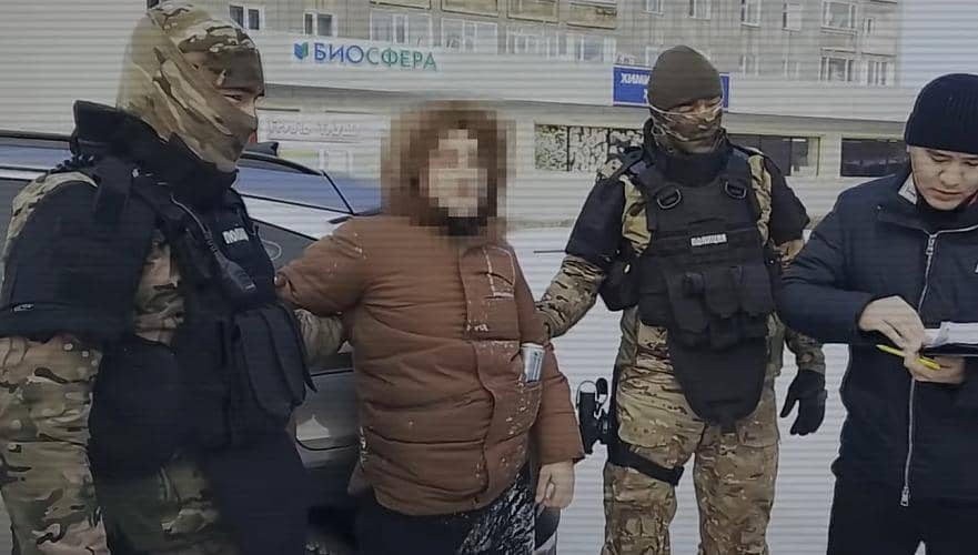 В Караганде задержана группа, вымогавшая социальные выплаты