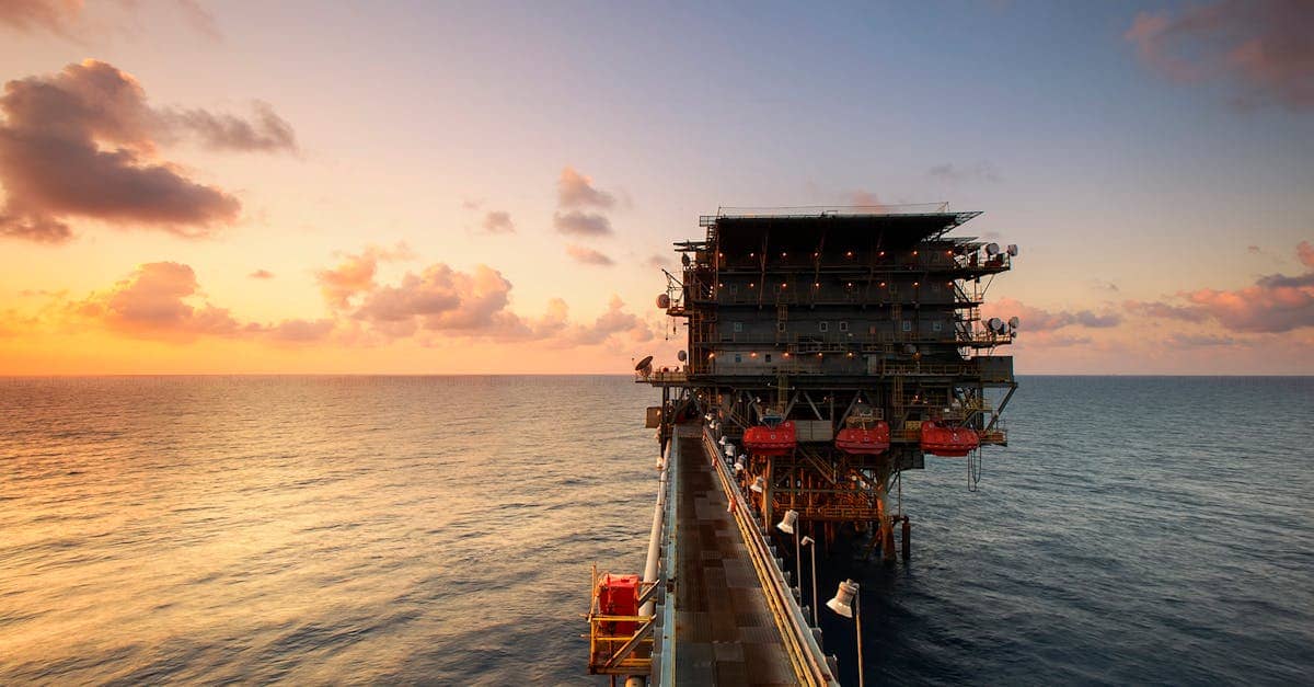 Кто лидирует на нефтяном рынке в 2025 году: акции ENI резко выросли на 39%