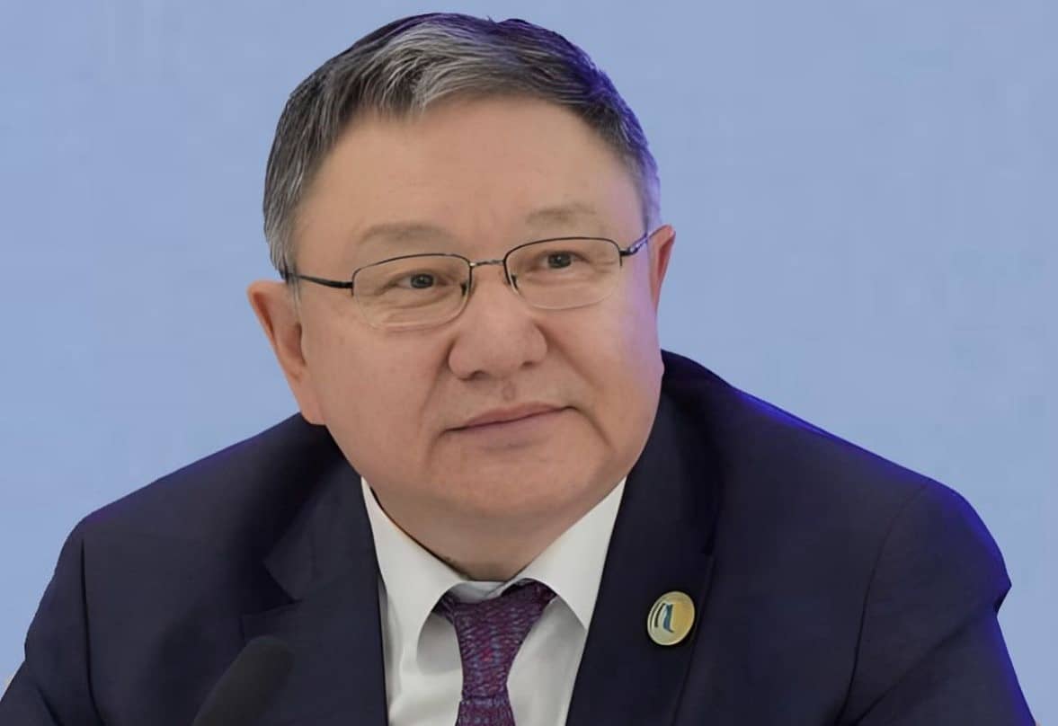 «Халықтың көкейіндегі мәселелер ортаға салынды»: Көкшетау университетінің ректоры