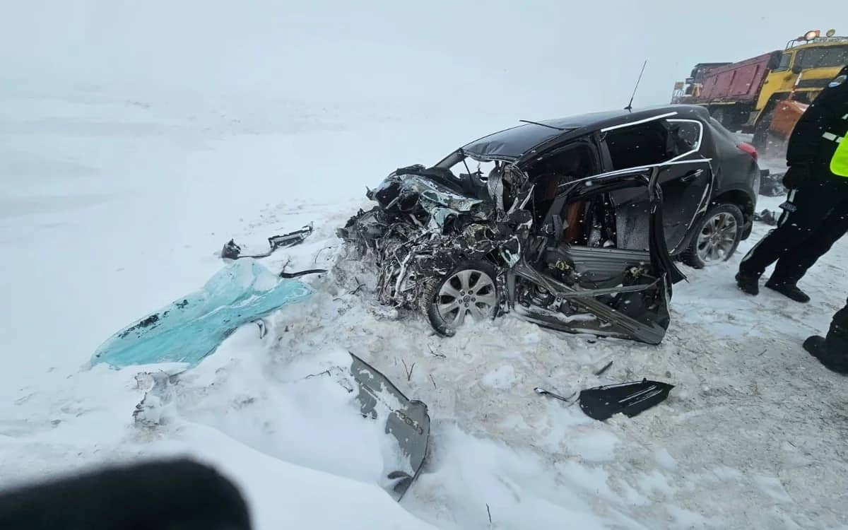 Ақтөбеде жантүршігерлік жол апатынан 4 адам мерт болды