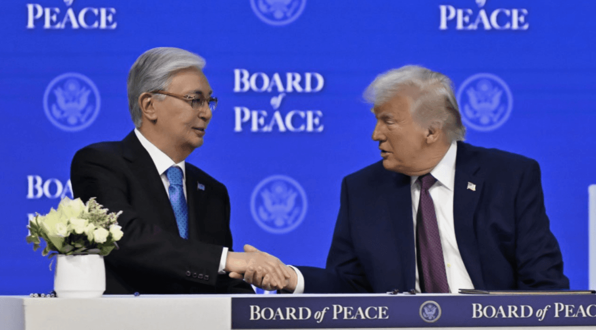 «Тамаша әрі бай мемлекет»: Трамп әлем көз тіккен жиында Қазақстанға жоғары баға берді