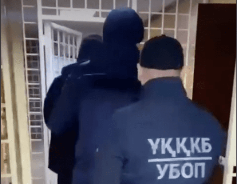 В Атырау задержаны двое мужчин по подозрению в умышленном заражении ВИЧ