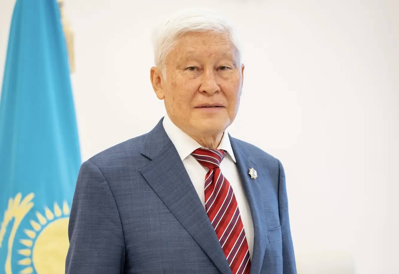 Белгілі ғалым тілге қатысты алып қашпа әңгімелерге сенбеуге шақырды