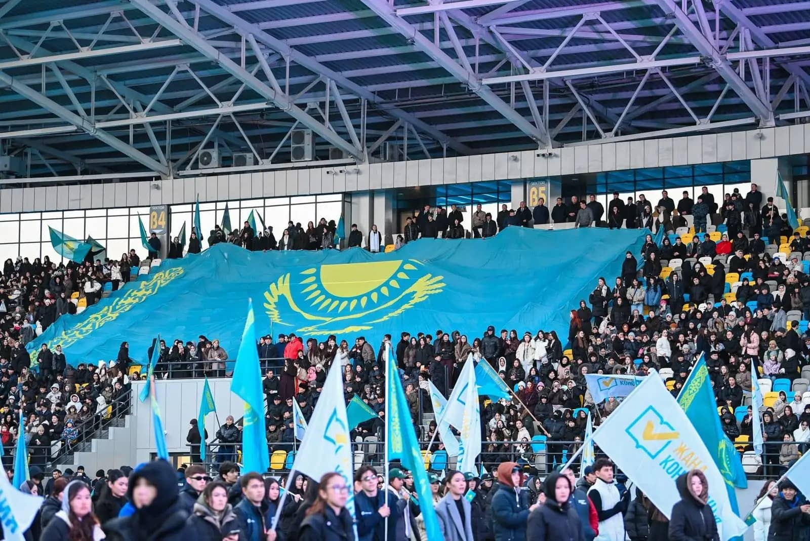 «Қайсар арена» стадионында Open Air форматындағы шара өтті