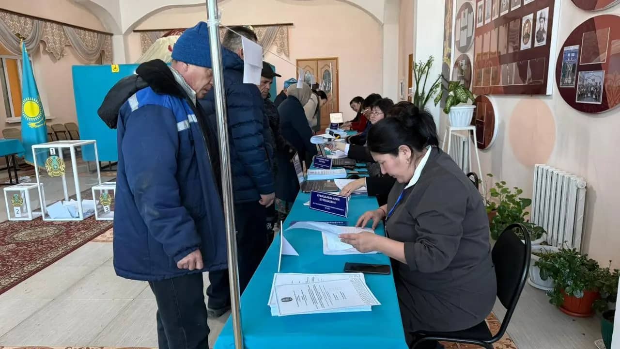 Ақсу қант зауытының ұжымы референдумда белсенділік танытты