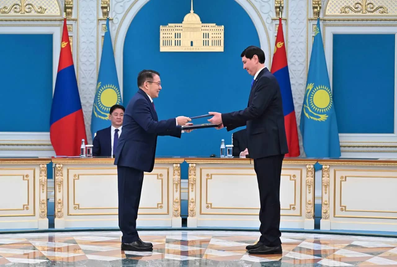 Kazakhstan and Mongolia sign 13 agreements following negotiations