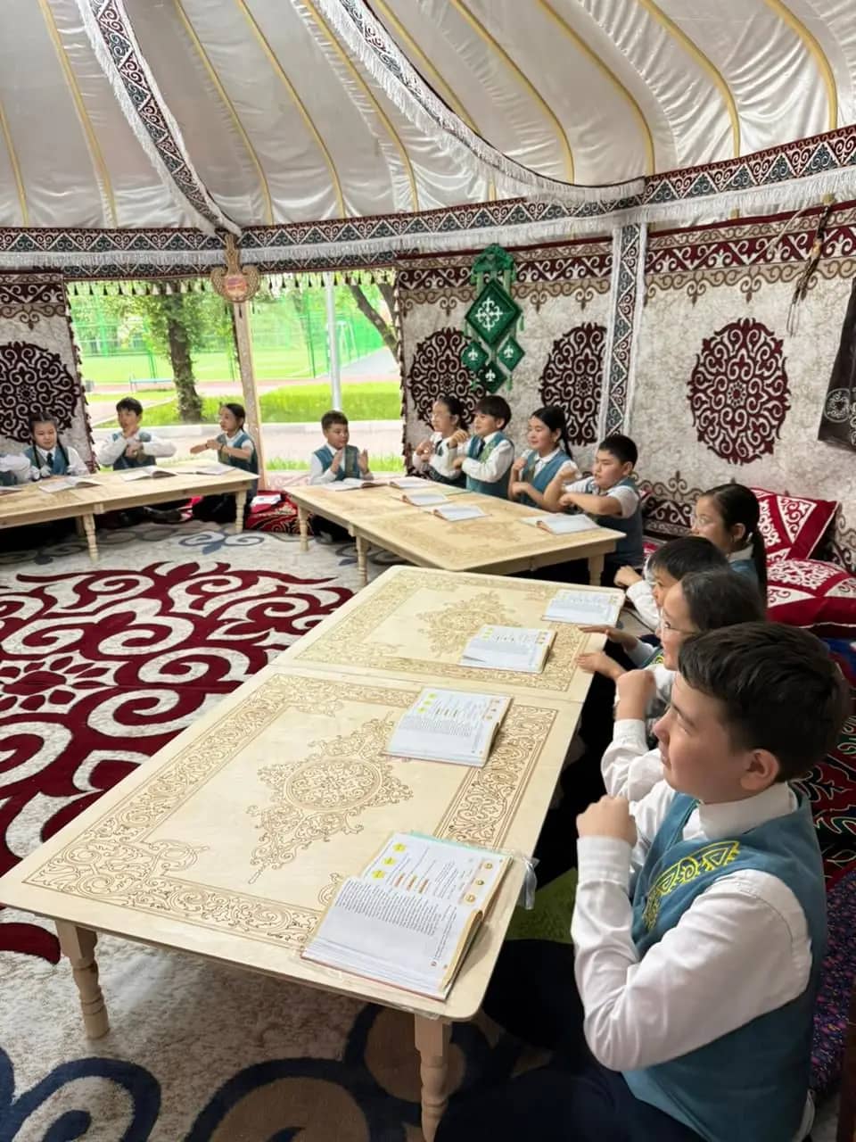 Almaty school to hold lessons inside a yurt: a new approach in education
