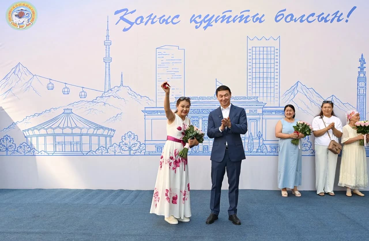 Алматыда 885 отбасы жаңа пәтердің кілтін алады