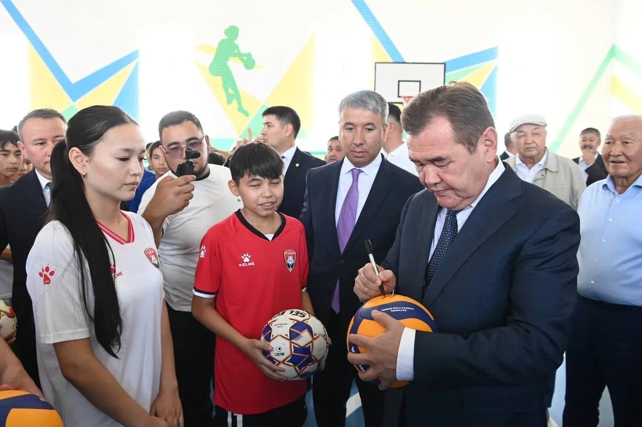 Ауылда чемпиондар тәрбиеленеді: Қожабақыда жаңа спорт кешені ашылды