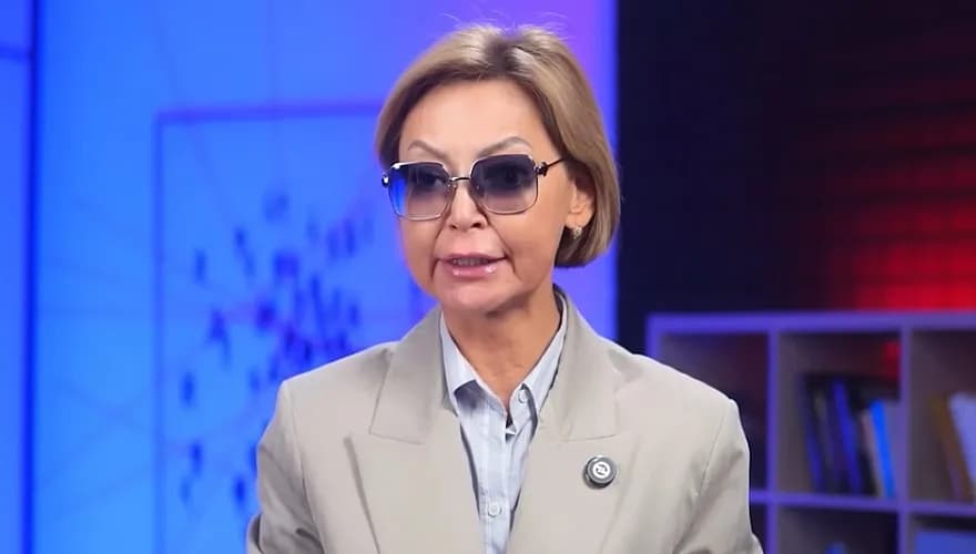 Несмотря на запрет суда Бажкенова дала новое интервью и изменила версию происхождения 200 тысяч долларов