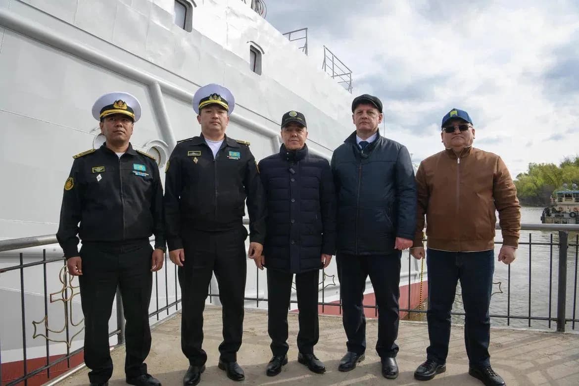 ЕЛІМІЗДЕГІ ЕҢ ІРІ КЕМЕ КАСПИЙГЕ АТТАНДЫ