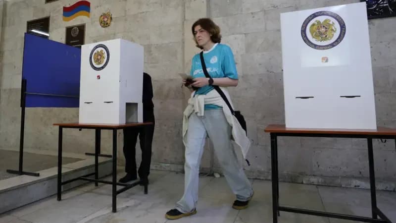     В Армении началось голосование на парламентских выборах