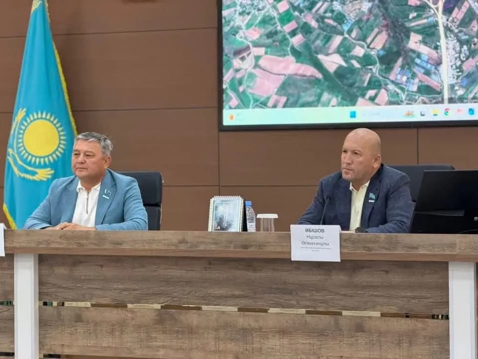Депутаттар Мақтаарал және Сарыағаш аудандарындағы инфрақұрылымдық жобалар бойынша қорытынды жиын өткізді
