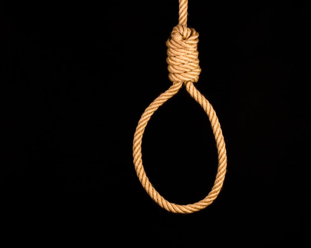 Шымкентте 11 сынып оқушысы асылып қалған