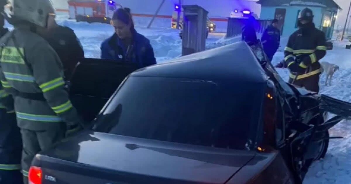 Қарағандыда көлік пойызға соқты