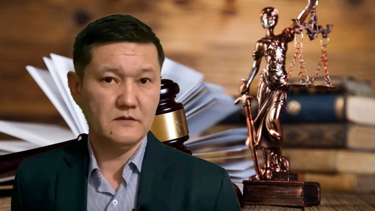журналист Мұхаммедкәрімнің жақтастары Қонаевтағы сотқа жиналды