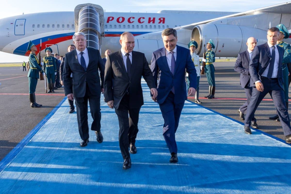 Путин Астанаға келді